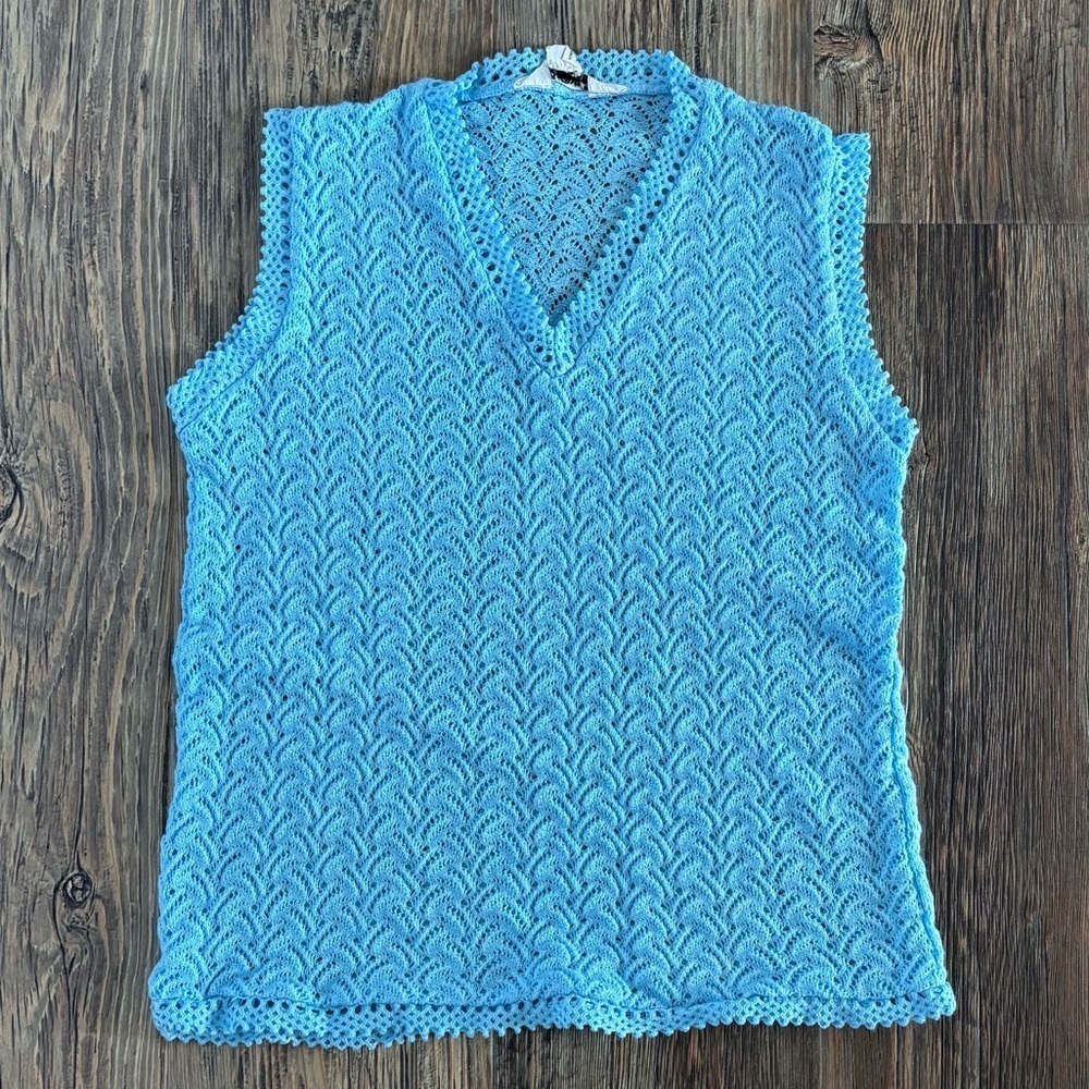 Sheer Crochet Knit Sleeveless V-Neck Shirt Tank Top Womens Lg Acrylic Baby Blue